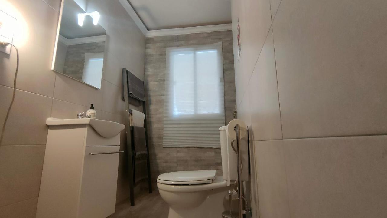 Amplio Apartamento Familiar De 3 Dormitorios En La Zubia Granada A Un Paso De La Alhambra Y Sierra Nevada المظهر الخارجي الصورة